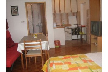 Kroatija Privát Tribunj, Eksterjeras